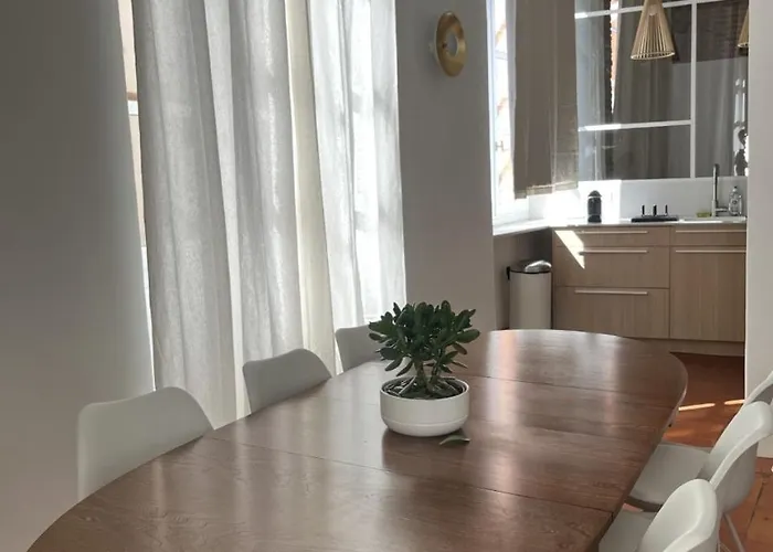 Renovation D'architecte Dans Le Coeur Historique De Apartman *