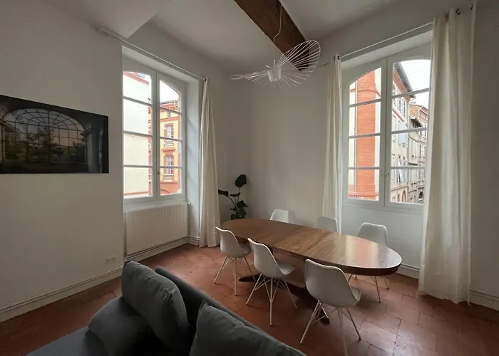 Renovation D'architecte Dans Le Coeur Historique De Apartman *